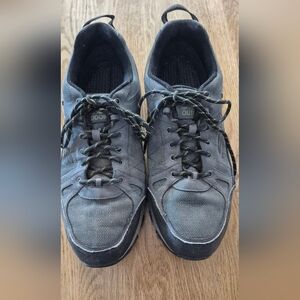 Skechers Men's Gray Outdoor Lace-Up Sneakers